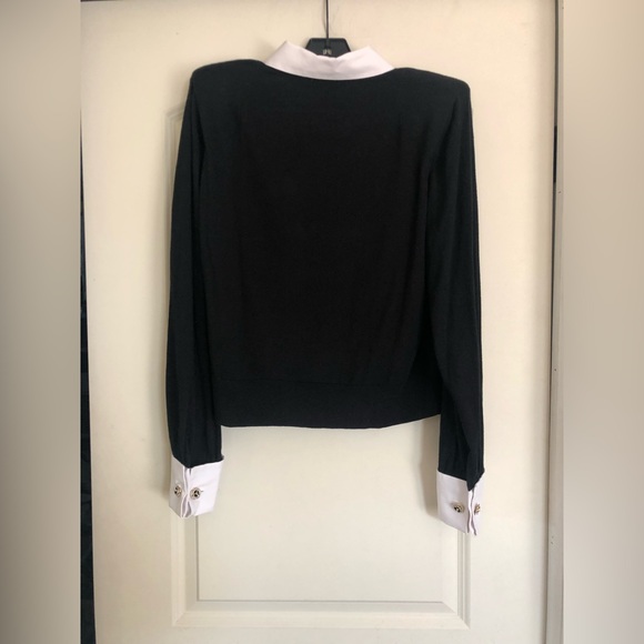 L'AGENCE April Poplin Collar Pullover in Black - Picture 14 of 16